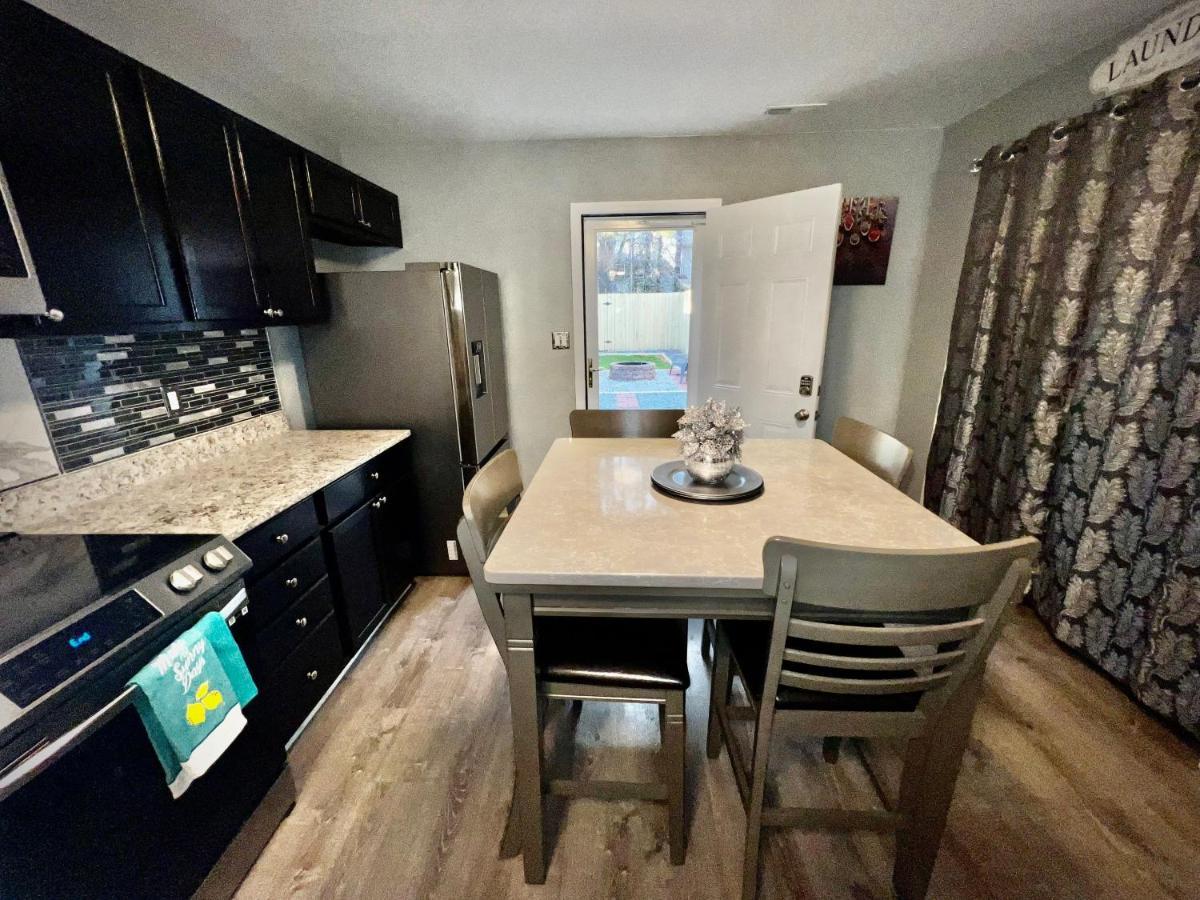 Luxury Townhome Jacksonville, Nc Eksteriør bilde