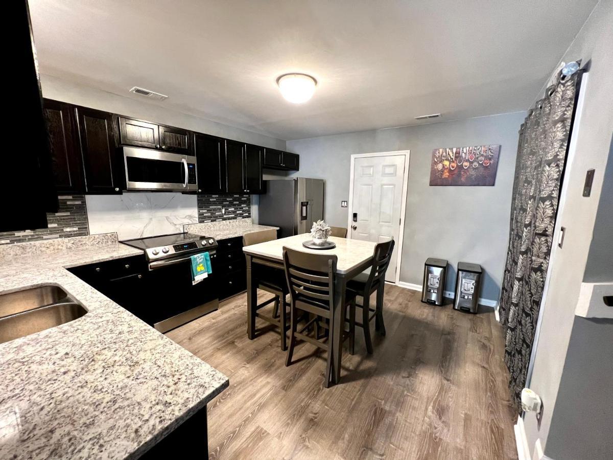 Luxury Townhome Jacksonville, Nc Eksteriør bilde