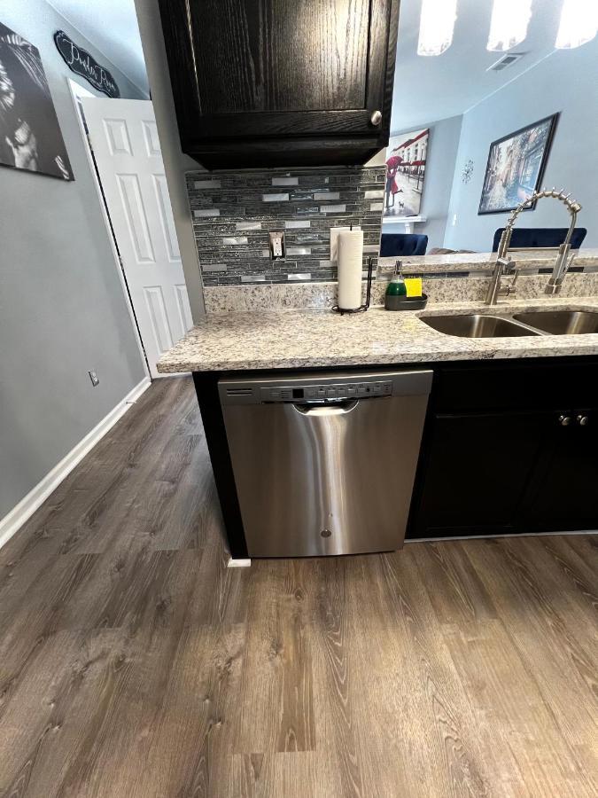 Luxury Townhome Jacksonville, Nc Eksteriør bilde